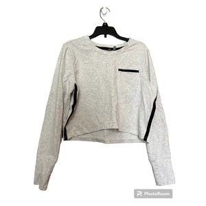ATHLETA women’s long sleeved crop‎ tee size M